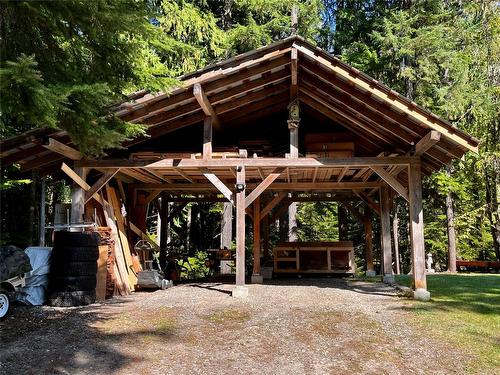 785 Beech Road, Nakusp, BC - Outdoor