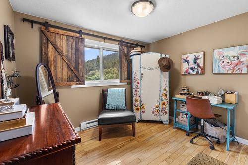 602 Johnson Crescent, Oliver, BC - Indoor