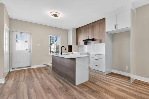 Kitchen - 5025 Av. Du Parc, Montréal (Le Plateau-Mont-Royal), QC - Indoor Photo Showing Kitchen