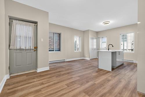 Kitchen - 5025 Av. Du Parc, Montréal (Le Plateau-Mont-Royal), QC - Indoor