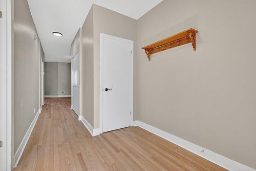 Hall - 5025 Av. Du Parc, Montréal (Le Plateau-Mont-Royal), QC - Indoor Photo Showing Other Room