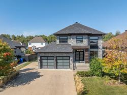 3901 Rue Dugué  Longueuil (Saint-Hubert), QC J3Y 0M5