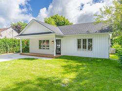 6544 WATERWORKS Road  Sarnia, ON N0N 1C0