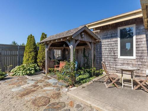 40 Country Lane, Lower West Pubnico, NS 