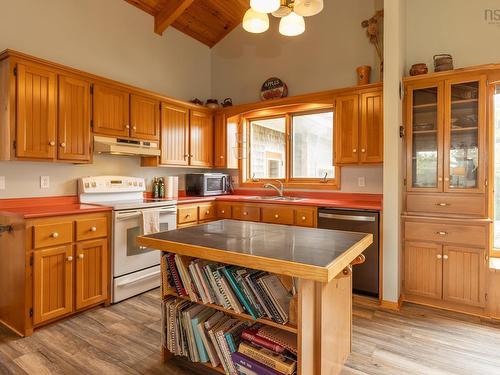 40 Country Lane, Lower West Pubnico, NS 