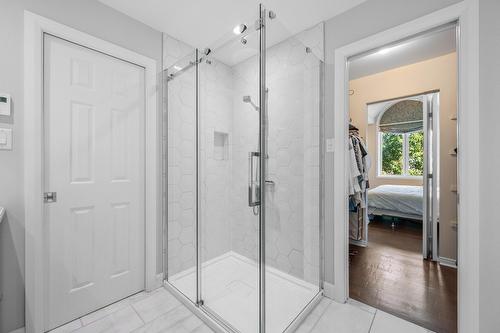 Salle de bains attenante à la CCP - 775Z Rue De Namur, Saint-Lambert, QC 