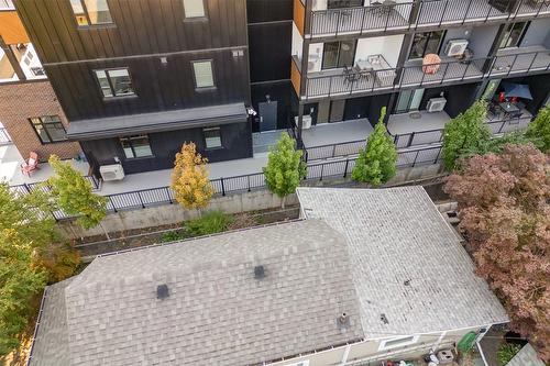 106-660 Cawston Avenue, Kelowna, BC - Outdoor