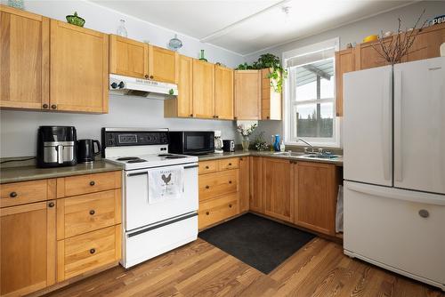 1440 Trinity Valley Road, Lumby, BC - Indoor Photo Showing Kitchen With Double Sink