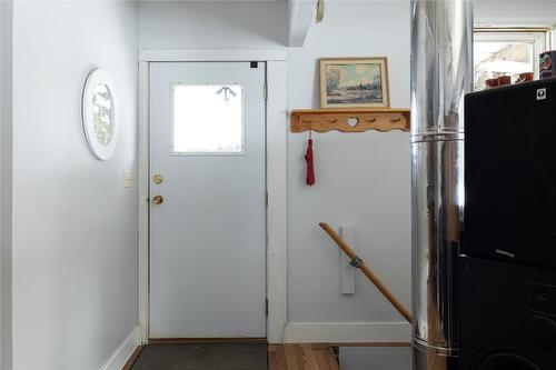 1440 Trinity Valley Road, Lumby, BC - Indoor Photo Showing Other Room