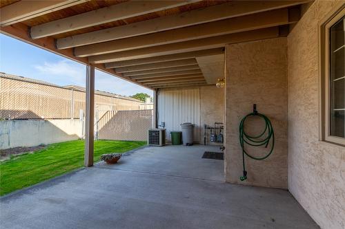 10-3906 Pleasant Valley Road, Vernon, BC - Outdoor With Exterior