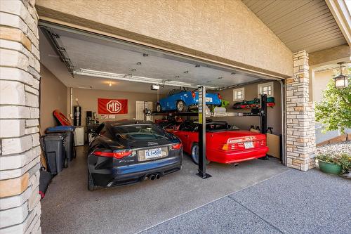 205-5165 Trepanier Bench Road, Peachland, BC -  Photo Showing Garage