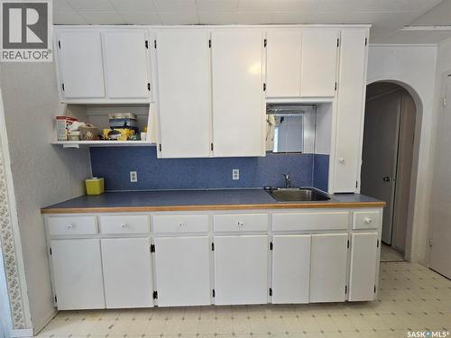 914 Pacific Street, Grenfell, SK - Indoor Photo Showing Other Room