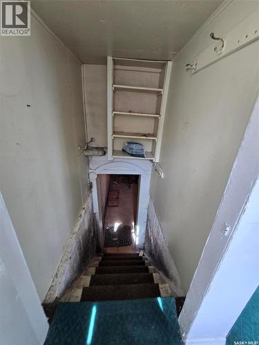 914 Pacific Street, Grenfell, SK - Indoor