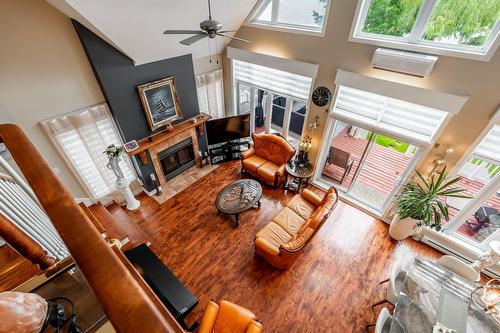 Salon - 298 Grande Côte O., Lanoraie, QC - Indoor With Fireplace