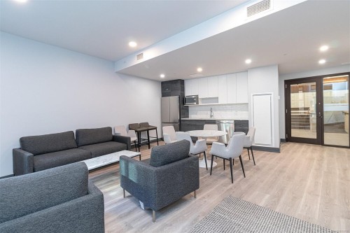 716-1628 Store St, Victoria, BC - Indoor