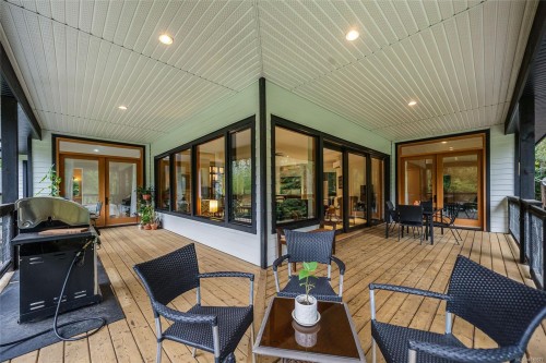 1875 Ashling Rd, Qualicum Beach, BC 