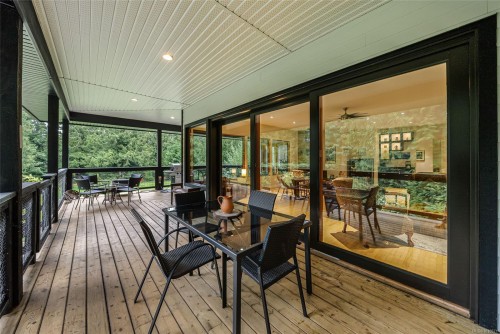 1875 Ashling Rd, Qualicum Beach, BC 