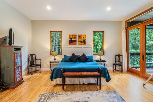 1875 Ashling Rd, Qualicum Beach, BC 