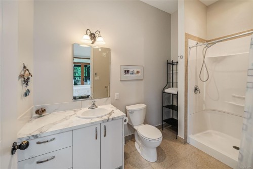 1875 Ashling Rd, Qualicum Beach, BC 