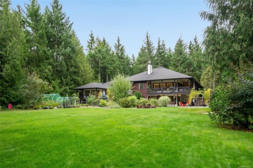 1875 Ashling Rd, Qualicum Beach, BC 