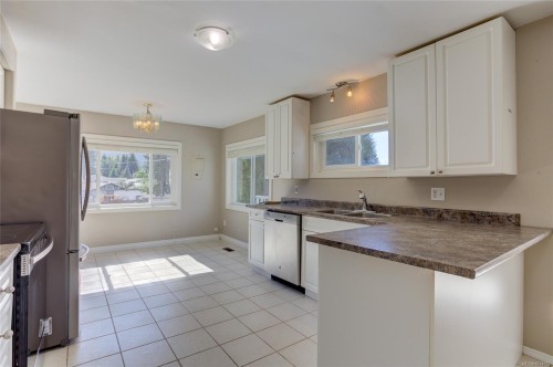 227 Grants Lake Rd, Lake Cowichan, BC 