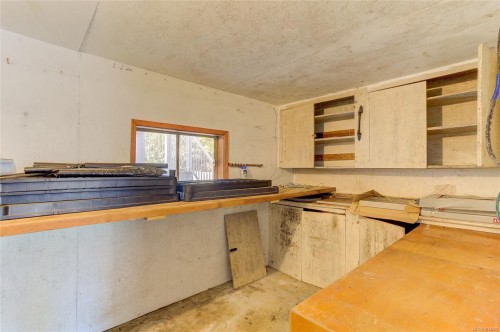 227 Grants Lake Rd, Lake Cowichan, BC 