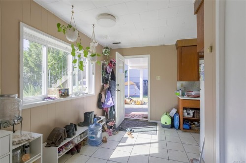 227 Grants Lake Rd, Lake Cowichan, BC 