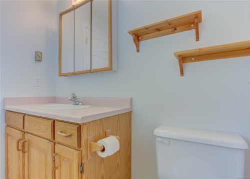 6329 Highwood Dr, Duncan, BC 