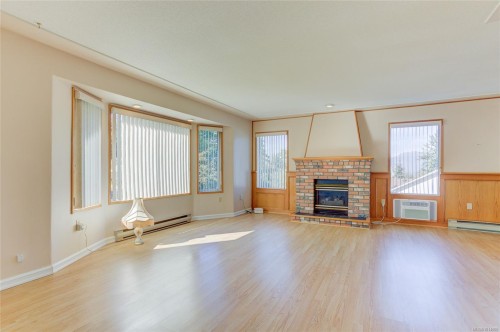 6329 Highwood Dr, Duncan, BC 