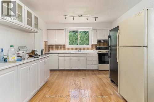 1285 Fellows Road, Ottawa, ON - Indoor Photo Showing Kitchen
