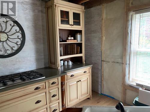 1714 County Rd 9, Greater Napanee (Greater Napanee), ON - Indoor Photo Showing Kitchen