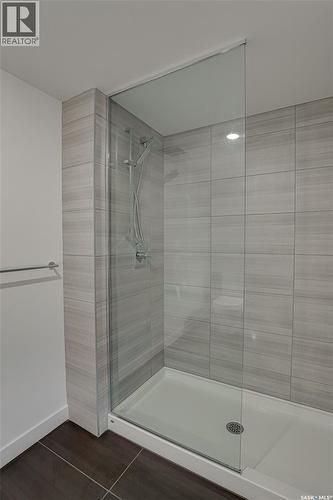 1202 490 2Nd Avenue S, Saskatoon, SK - Indoor Photo Showing Bathroom