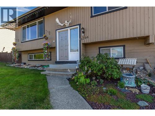 Main front entrance - 1206 43 Avenue, Vernon, BC - Outdoor