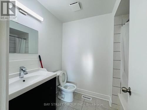 1 - 1448 Outlet Drive, Oshawa, ON - Indoor Photo Showing Bathroom