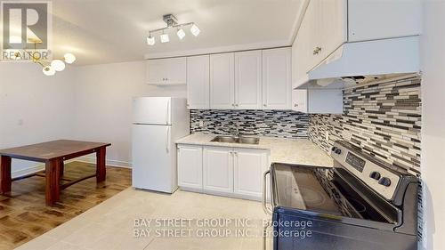 1 - 1448 Outlet Drive, Oshawa, ON - Indoor Photo Showing Kitchen