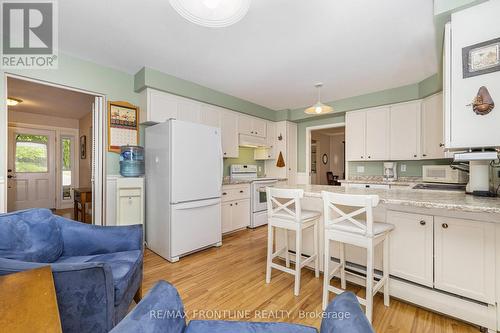 12 Glenview Crescent, Perth, ON - Indoor Photo Showing Kitchen With Double Sink