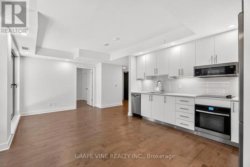 601 - 180 George Street, Ottawa, ON - Indoor Photo Showing Kitchen