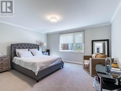 2269 Shardawn Mews, Mississauga, ON - Indoor Photo Showing Bedroom