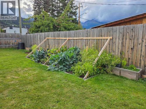 3883 3Rd Avenue, Smithers, BC - Outdoor