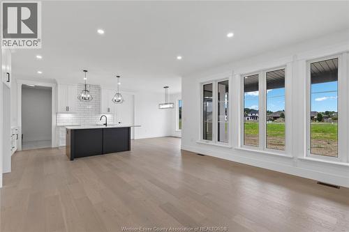 7355 Garnet, Mcgregor, ON - Indoor Photo Showing Kitchen