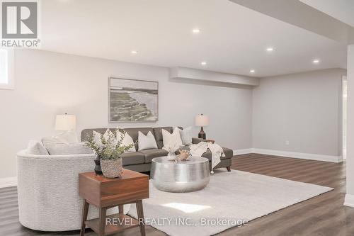 99 Kagawong Road, Kawartha Lakes (Fenelon), ON - Indoor Photo Showing Other Room