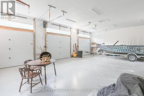 99 Kagawong Road, Kawartha Lakes (Fenelon), ON - Indoor Photo Showing Garage