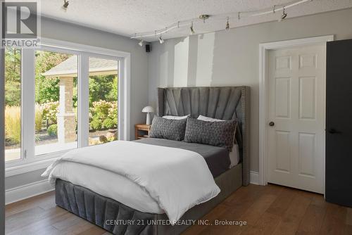 7 Maplehill Drive, Cavan Monaghan (Cavan-Monaghan), ON - Indoor Photo Showing Bedroom