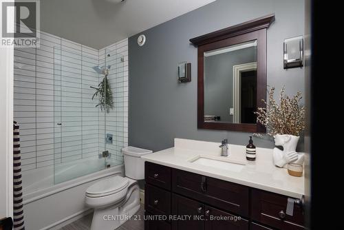 7 Maplehill Drive, Cavan Monaghan (Cavan-Monaghan), ON - Indoor Photo Showing Bathroom
