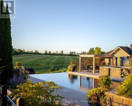 7 Maplehill Drive, Cavan Monaghan (Cavan-Monaghan), ON - Outdoor