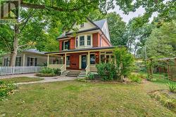 302 WILLIAM STREET  Oakville, ON L6J 1E4