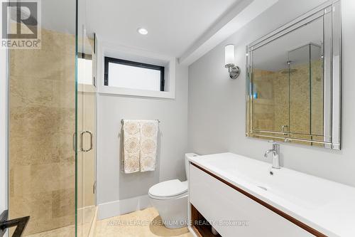 49 Norman Drive, King, ON - Indoor Photo Showing Bathroom