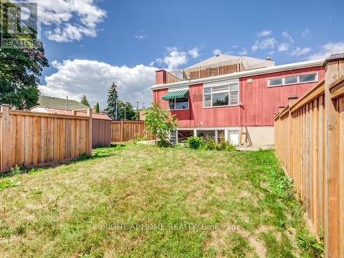 Bachelor Unit Backyard - 79 Queen Street, Clarington (Bowmanville), ON - Outdoor