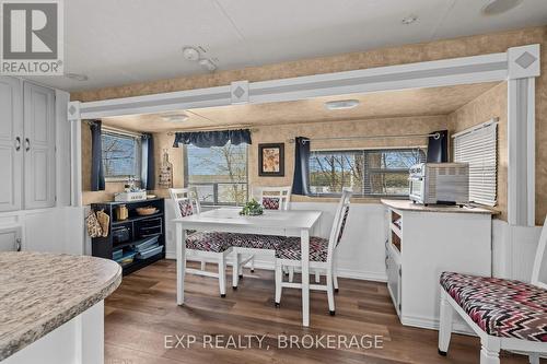 38 - 9 Glenford Lane, Frontenac (Frontenac South), ON - Indoor Photo Showing Dining Room