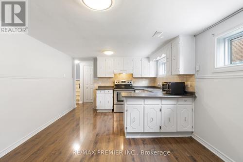 7872 Martin Grove Road, Vaughan, ON - Indoor Photo Showing Kitchen